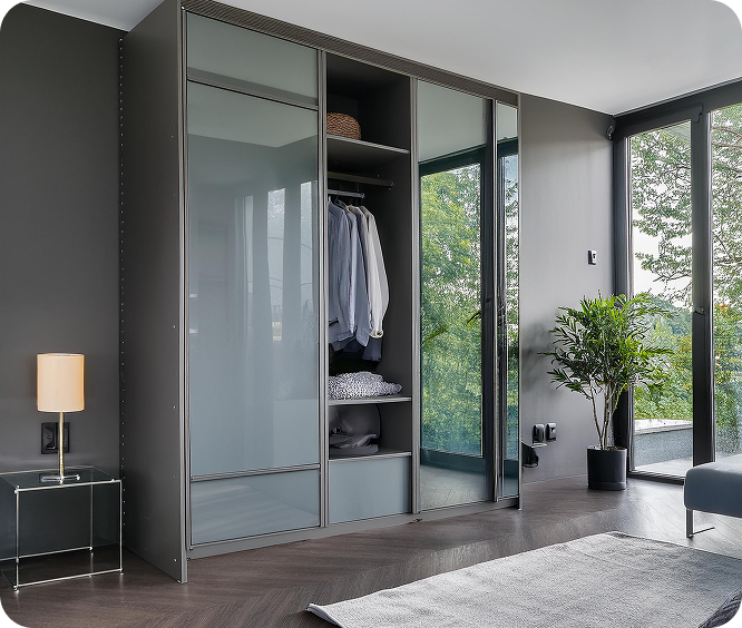 Wardrobe Example
